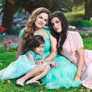 Meet your Posher, Alma